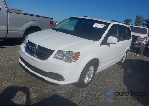 2015 Dodge Grand Caravan Sxt z USA, uszkodzony, nr VIN 2C4RDGCG5FR631340